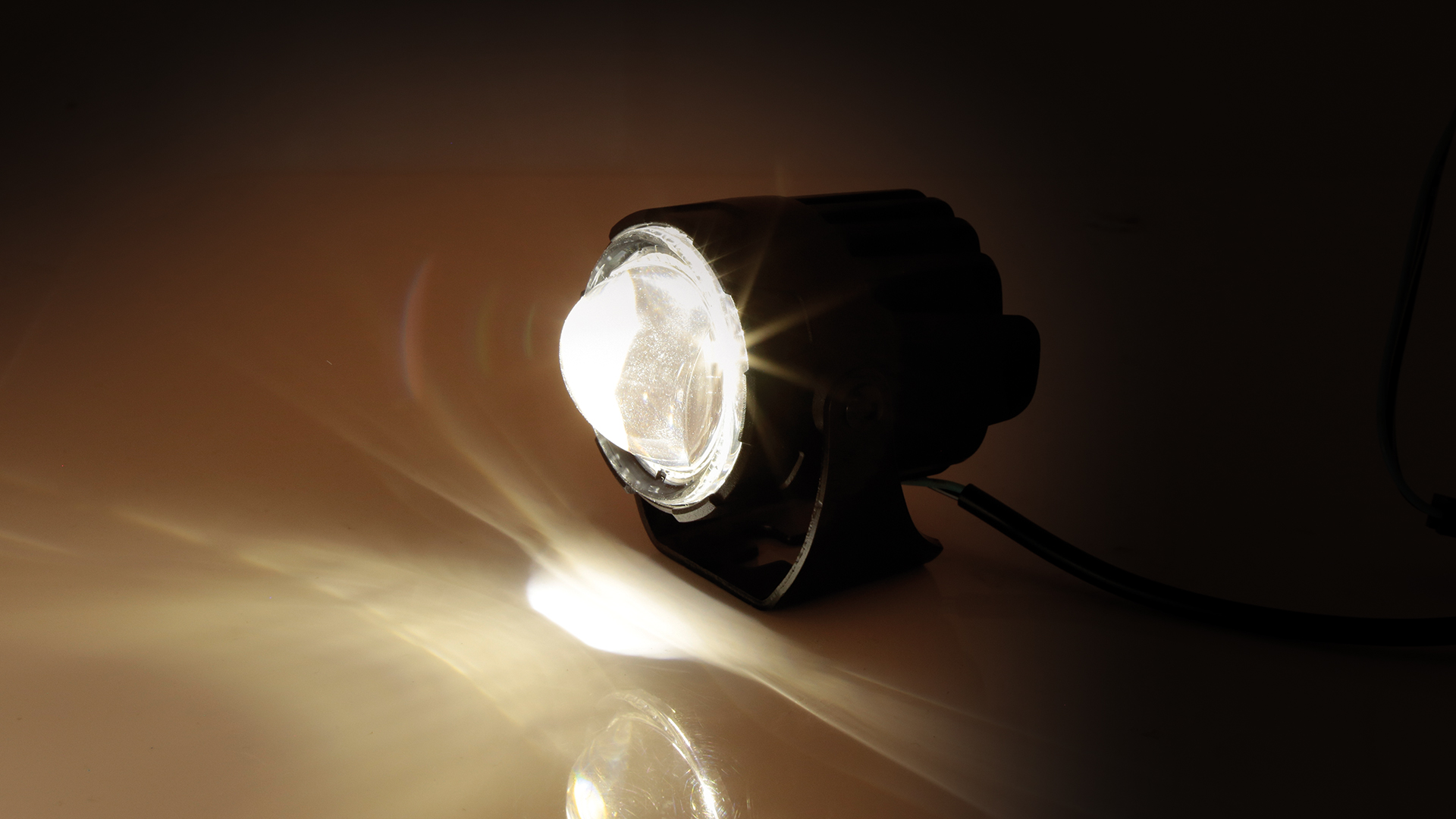 LED Abblendscheinwerfer FT13- LOW, schwarz, E-geprüft, Stück.